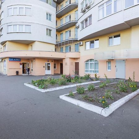 קייב Apartments On Darnitsa מראה חיצוני תמונה