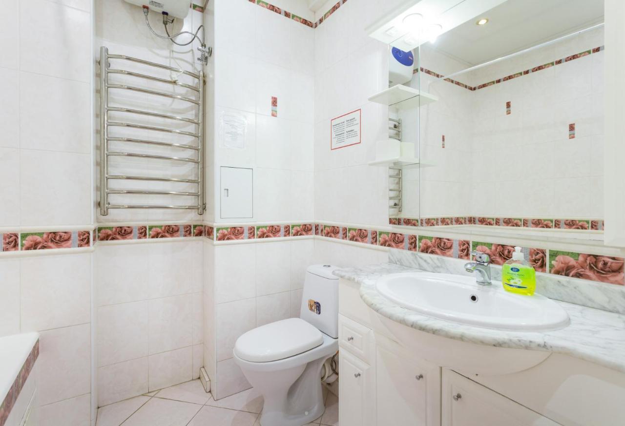 קייב Apartments On Darnitsa מראה חיצוני תמונה